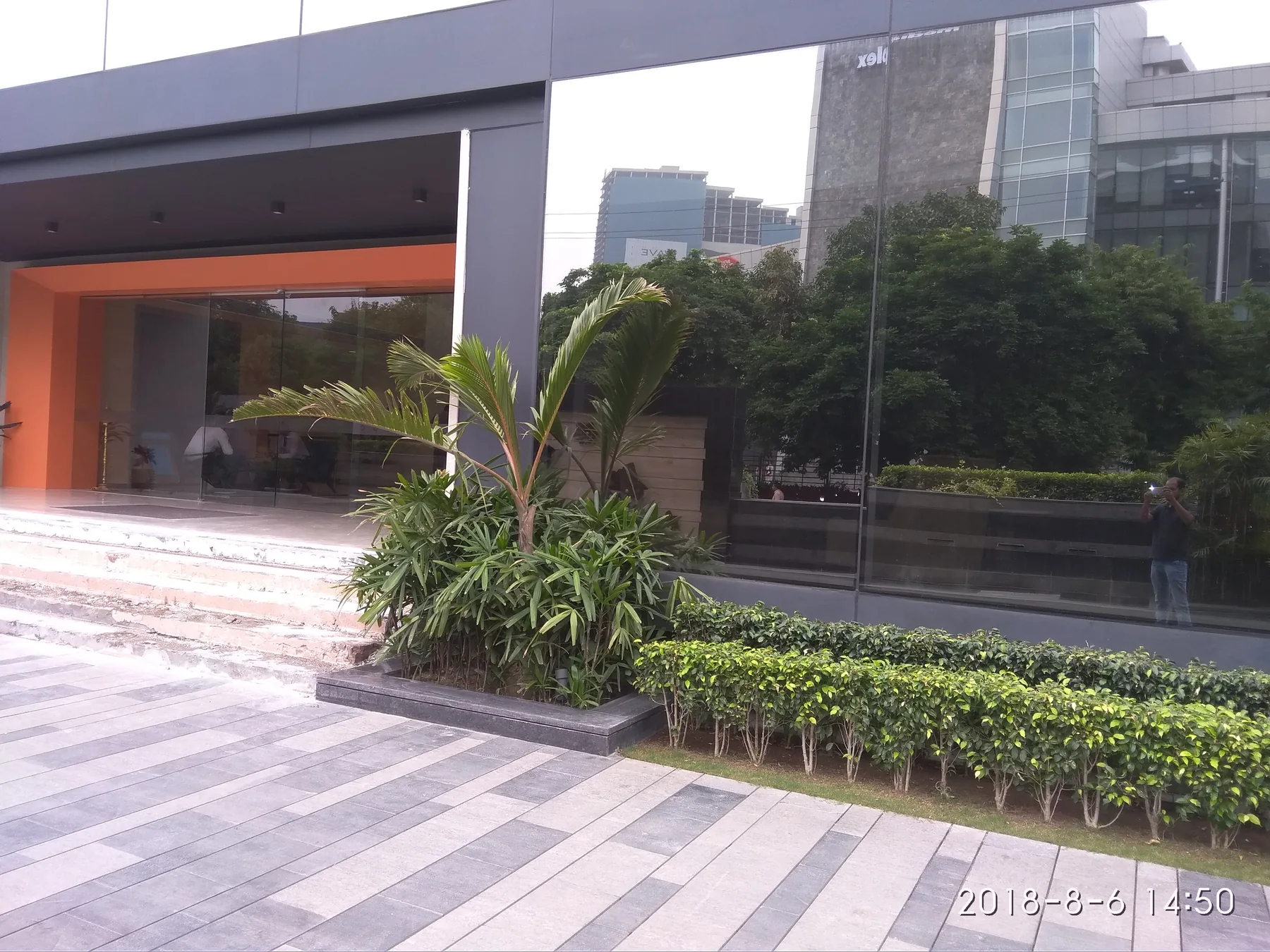 Entrance planting beside the Dainik Bhaskar commercial building in Noida