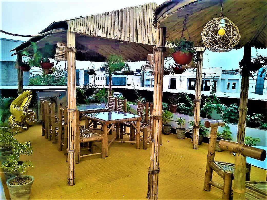 Bamboo gazebo, natural grass and terrace planting